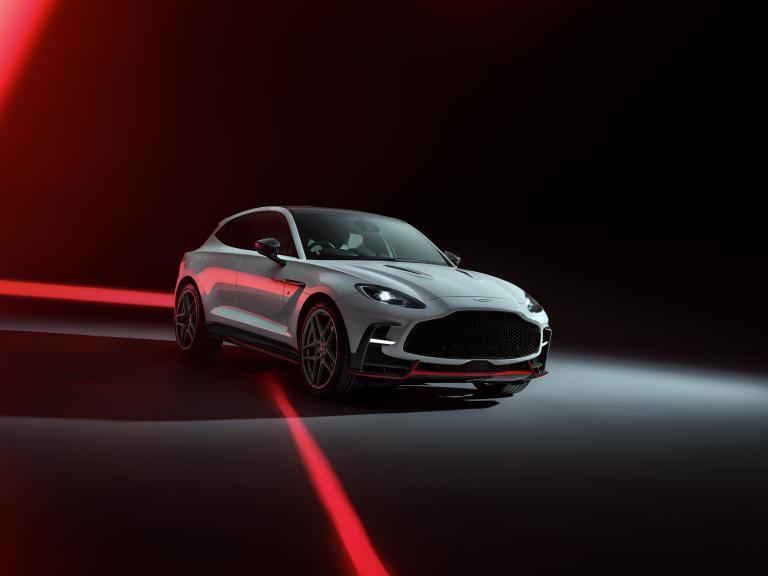 Aston Martin DBX